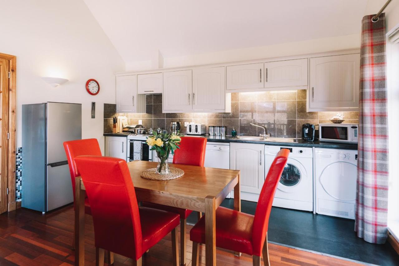 Inverskilavulin Estate Lodges ฟอร์ตวิลเลียม ภายนอก รูปภาพ