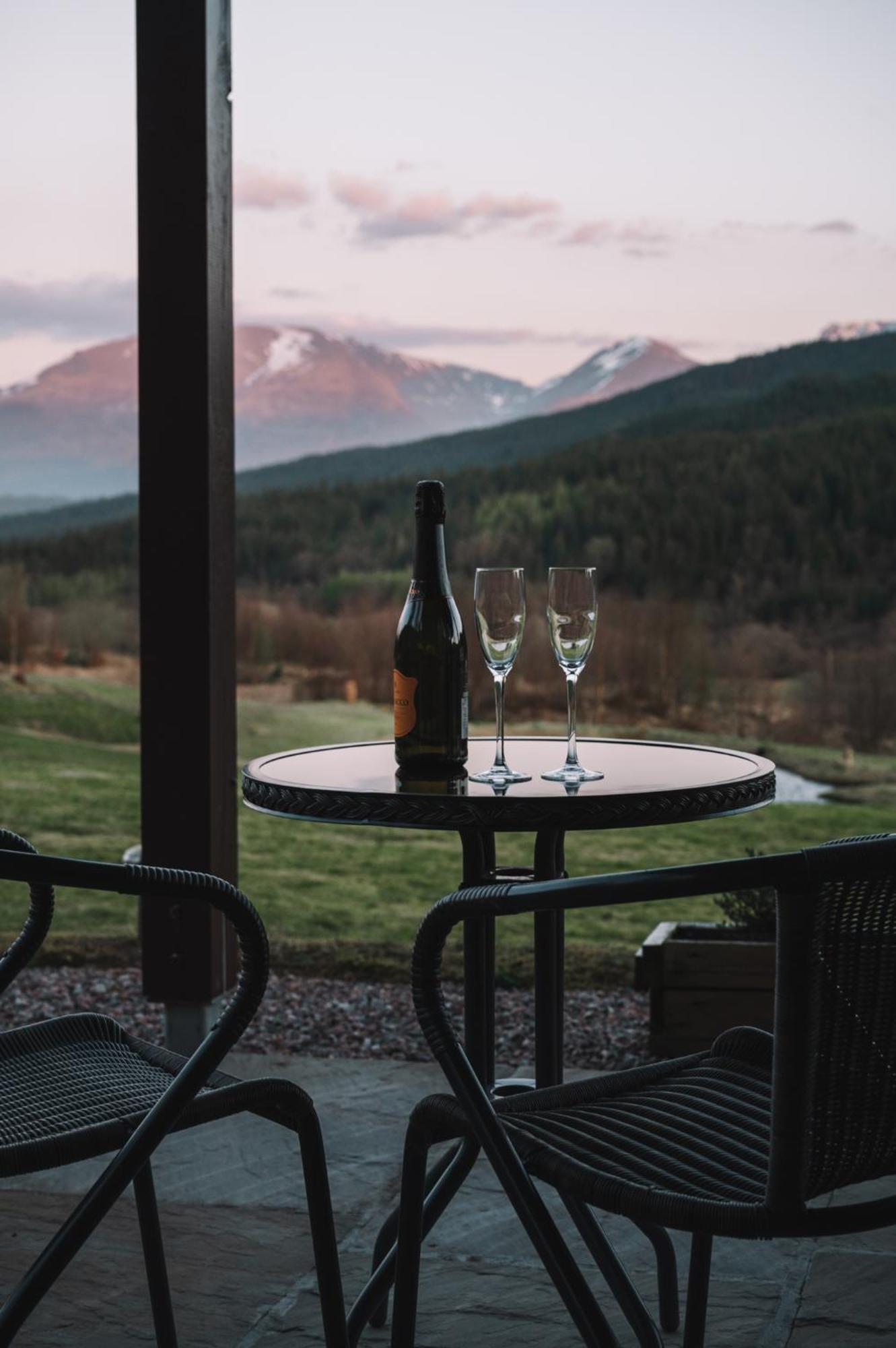 Inverskilavulin Estate Lodges ฟอร์ตวิลเลียม ภายนอก รูปภาพ