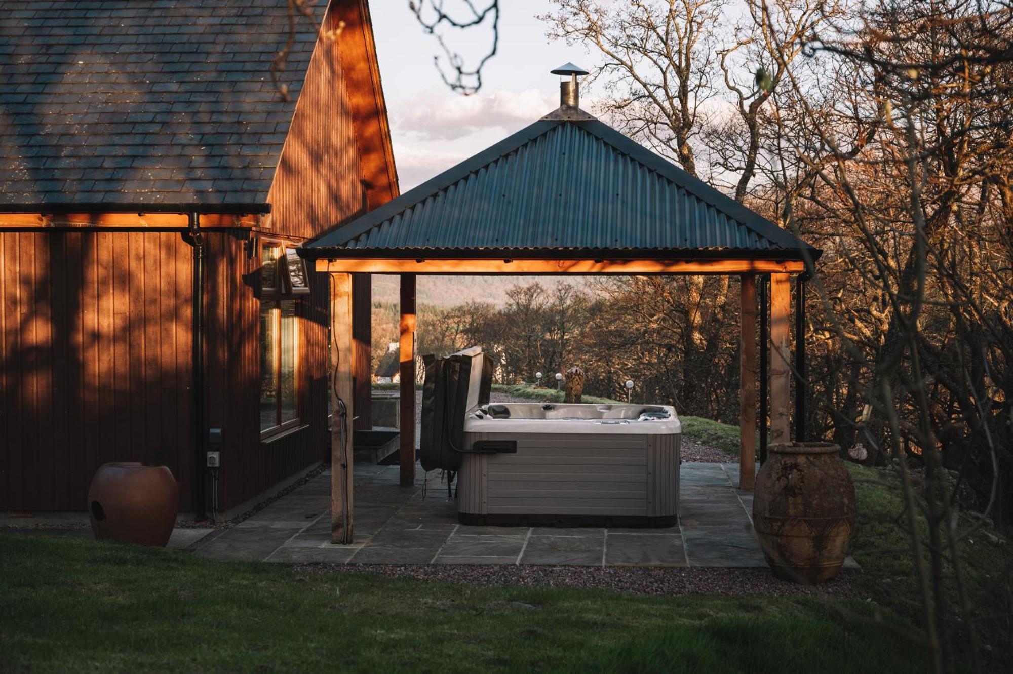 Inverskilavulin Estate Lodges ฟอร์ตวิลเลียม ภายนอก รูปภาพ